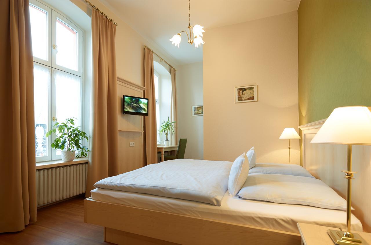 Pension Martinerhof Wintrich Esterno foto